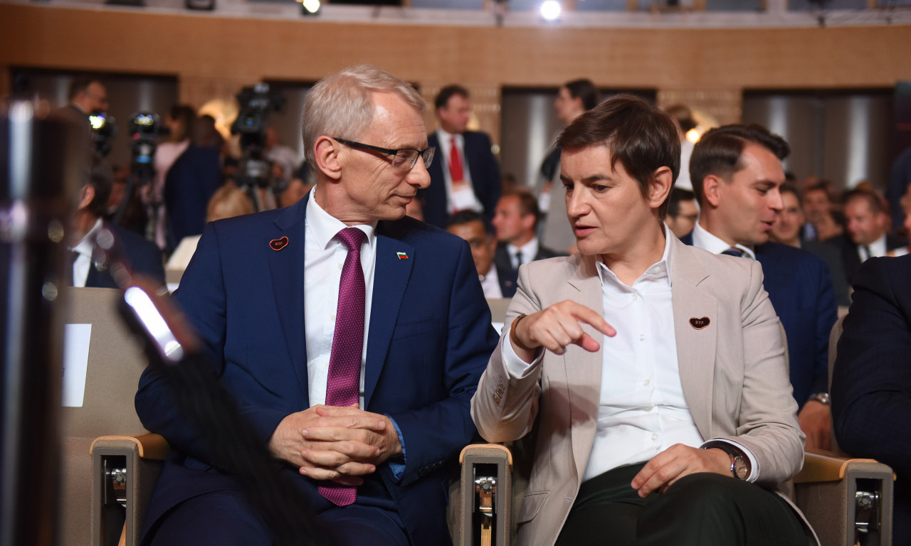 Brnabić na Bledskom forumu: Dajte nam DATUM, Srbija više od 20 godina ČEKA na ČLANSTVO u EU