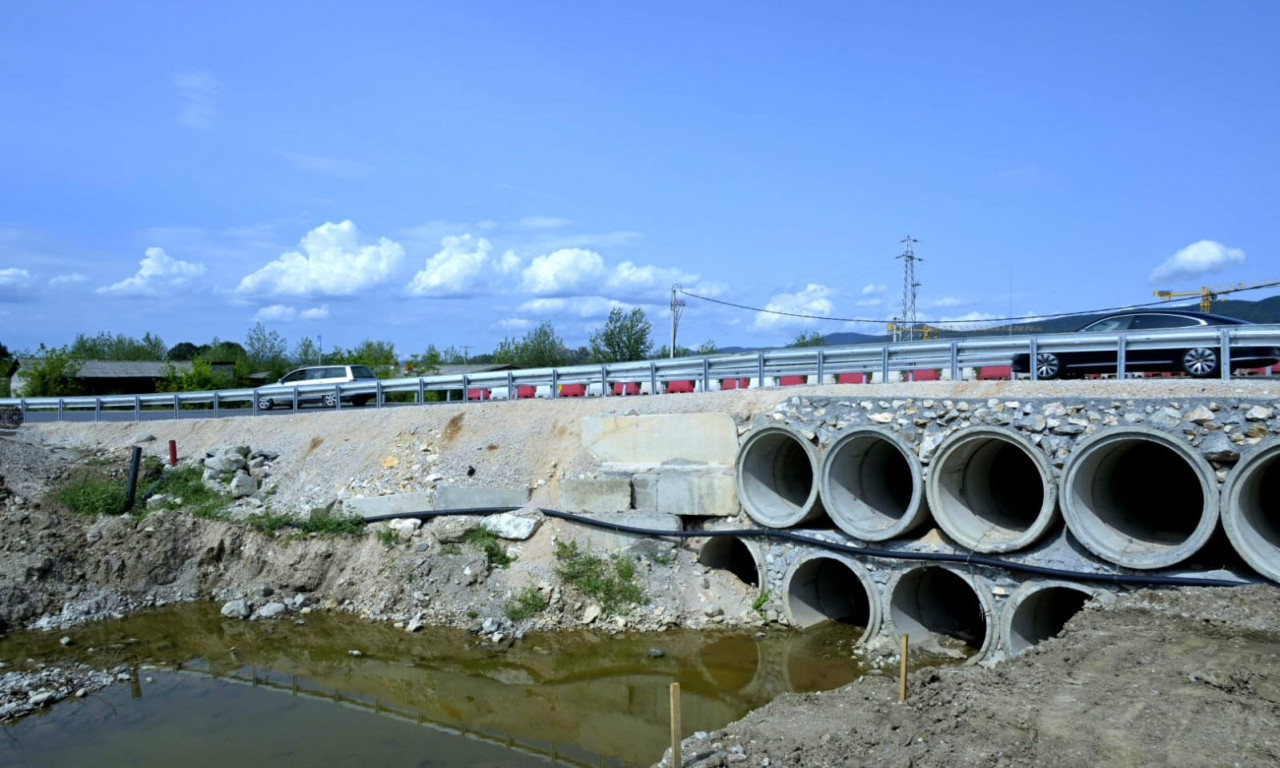 Počela IZGRADNJA novog MOSTA u Adranima - biće ZAVRŠEN za 3 meseca