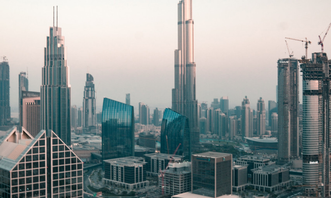 PAZITE ŠTA RADITE U DUBAIJU Evo kako je jednog mladića skupo koštala romansa u Emiratima (FOTO)