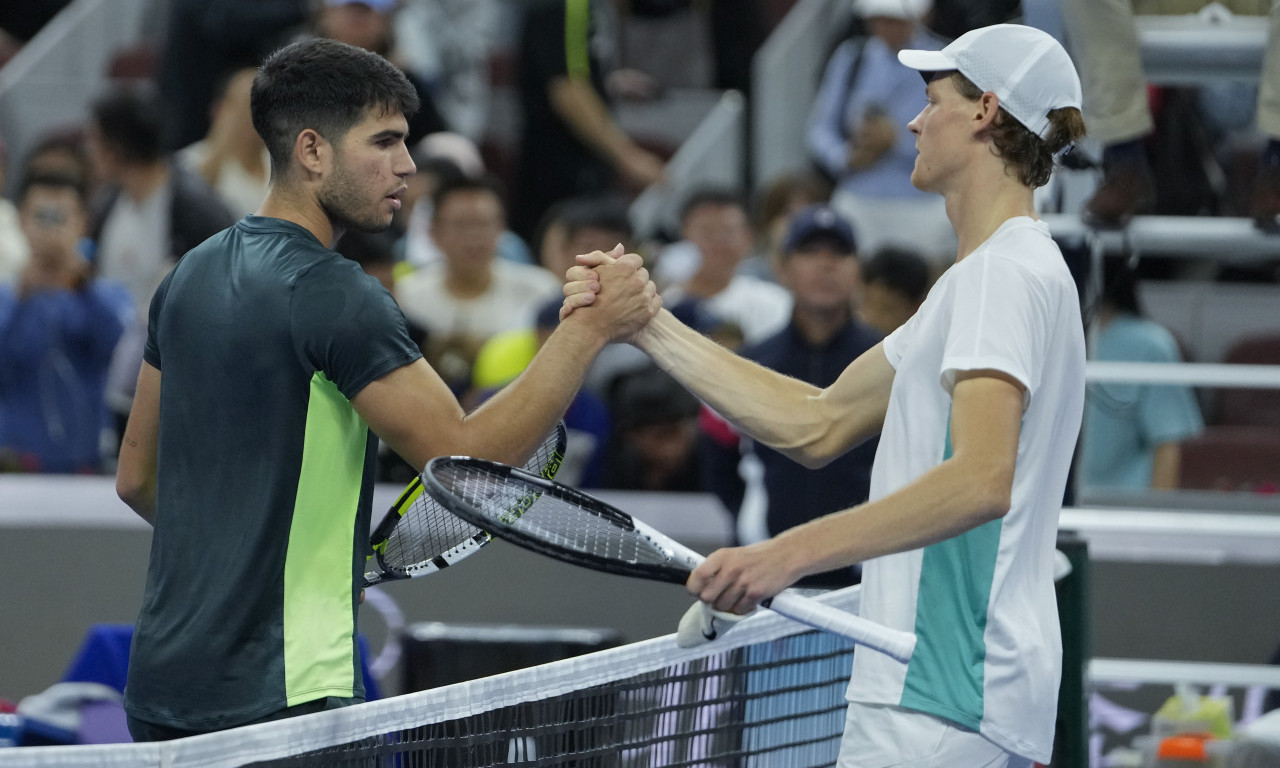 Siner "POMOGAO" Đokoviću na ATP listi: Ubedljivo SAVLADAO Alkaraza za finale turnira u Pekingu