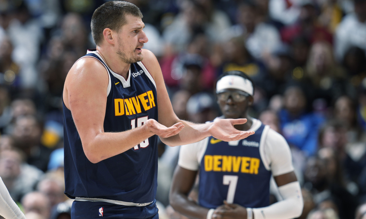 Njemu je NBA liga PRELAKA: Jokić novim tripl-dablom omogućio Denveru da SAČUVA SAVRŠEN SKOR