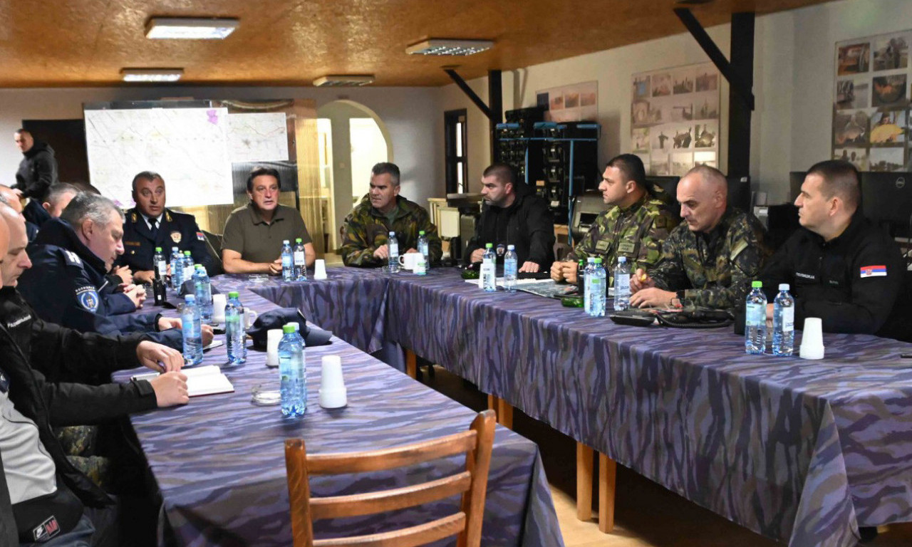 NEMA PREDAJE KADA JE HAPŠENJE krijumčara u pitanju: Bratislav Gašić održao sastanak na Horgošu!