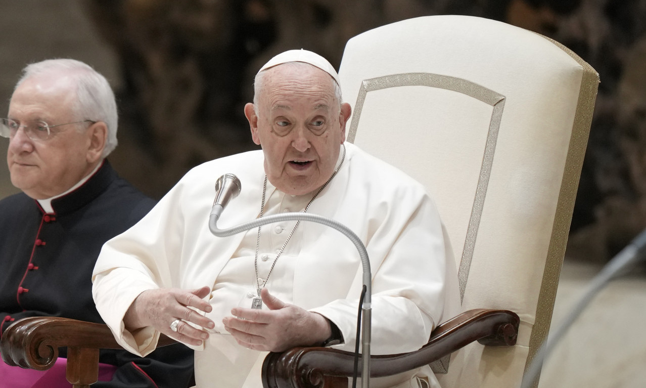 Papa Franja dao SAVET POLITIČARIMA! "Demokratija nije u dobrom stanju u današnjem svetu"