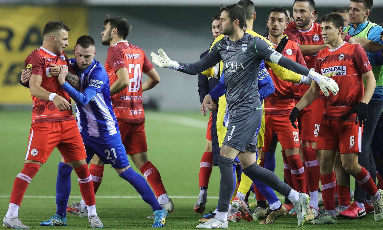 SKANDAL U NOVOM PAZARU! Letele STOLICE, igrači se POVUKLI!