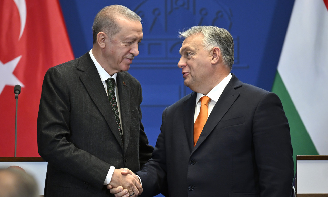 Razmenili NEOBIČNE POKLONE: Evo šta su ORBAN I ERDOGAN poklonili JEDAN DRUGOM