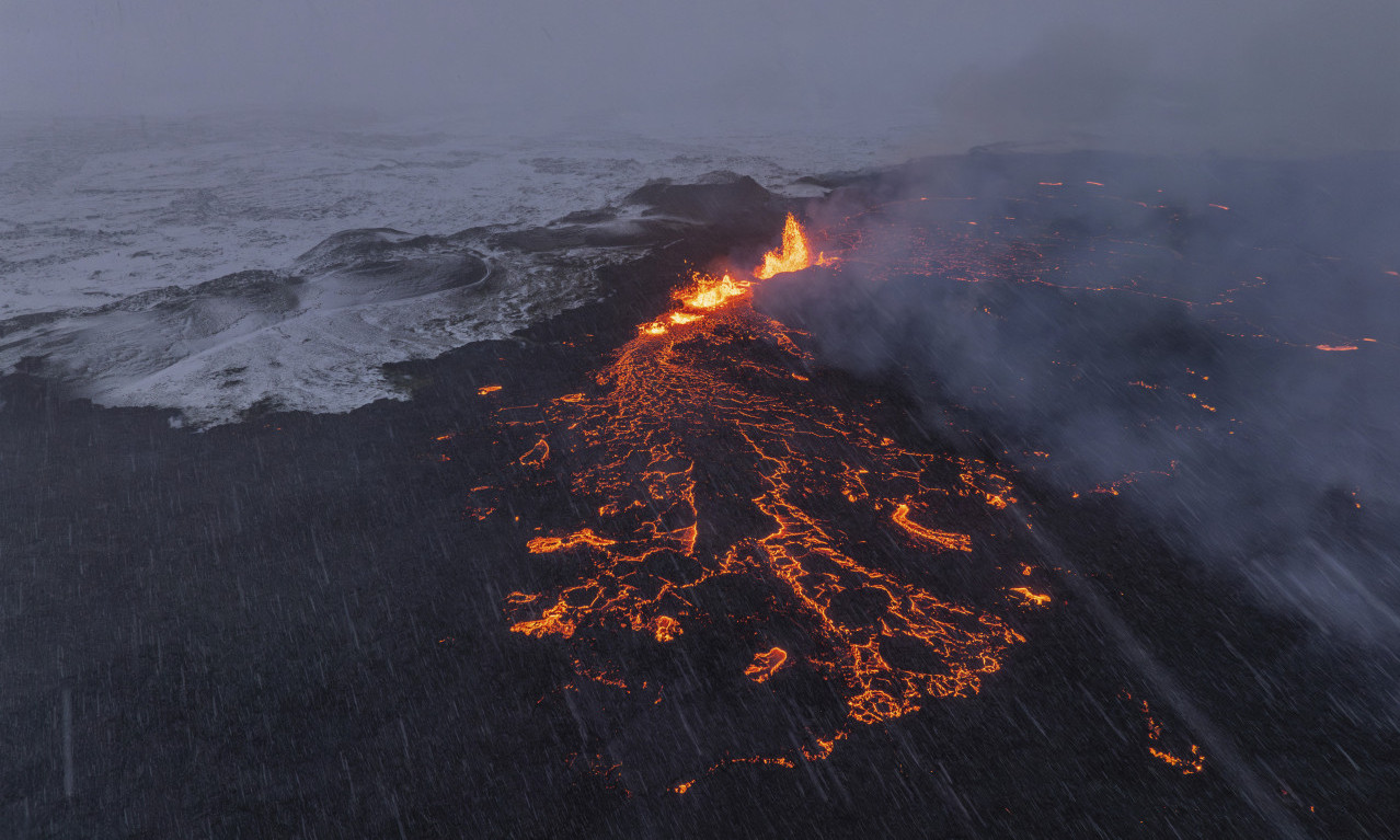 Nova ERUPCIJA VULKANA na Islandu: EVAKUISANO 4.000 LJUDI