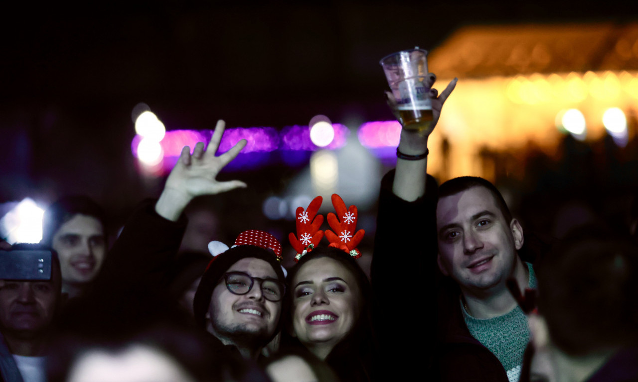 TURISTIČKE TURE KOJE SU HIT U SRBIJI Voze vas na doček Nove godine, ali ne znate gde!