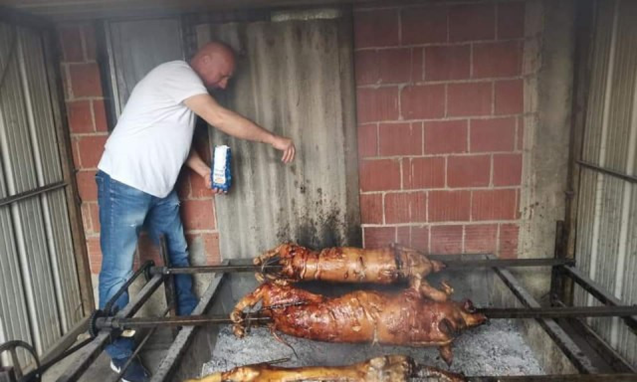 Ogromna potražnja! DRAGAN IZ TOPOLE RASPRODAO SVE PRASIĆE KOJE JE IMAO PRED BOŽIĆ: Cena 600 dinara za kilogram