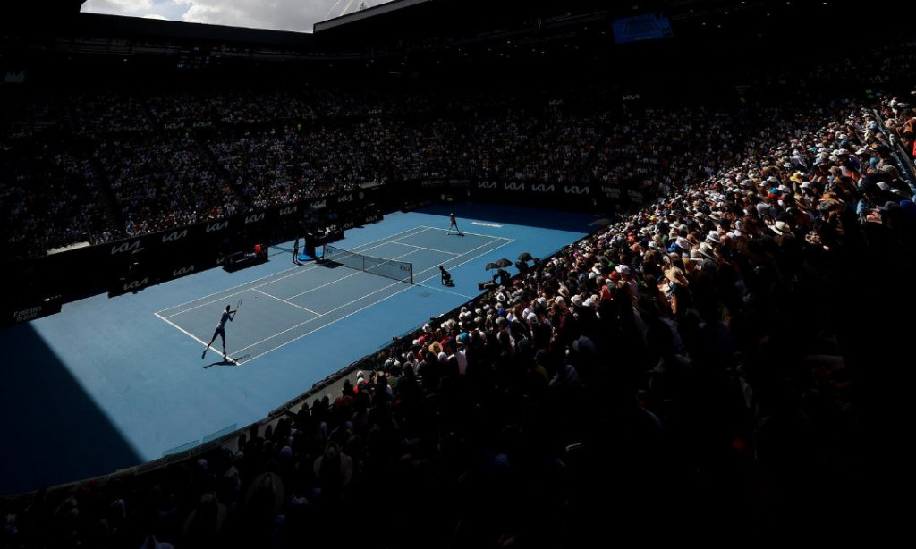 DVOSTRUKA ŠAMPIONKA PROŠLA U DRUGO KOLO: Naomi Osaka savladala Karolin Garsiju!