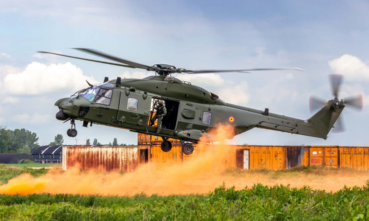 Užas u Rusiji! Dvojica TINEJDŽERA (16) u Omsku ZAPALILA vojni HELIKOPTER Mi-8, pa pobegla sa lica mesta