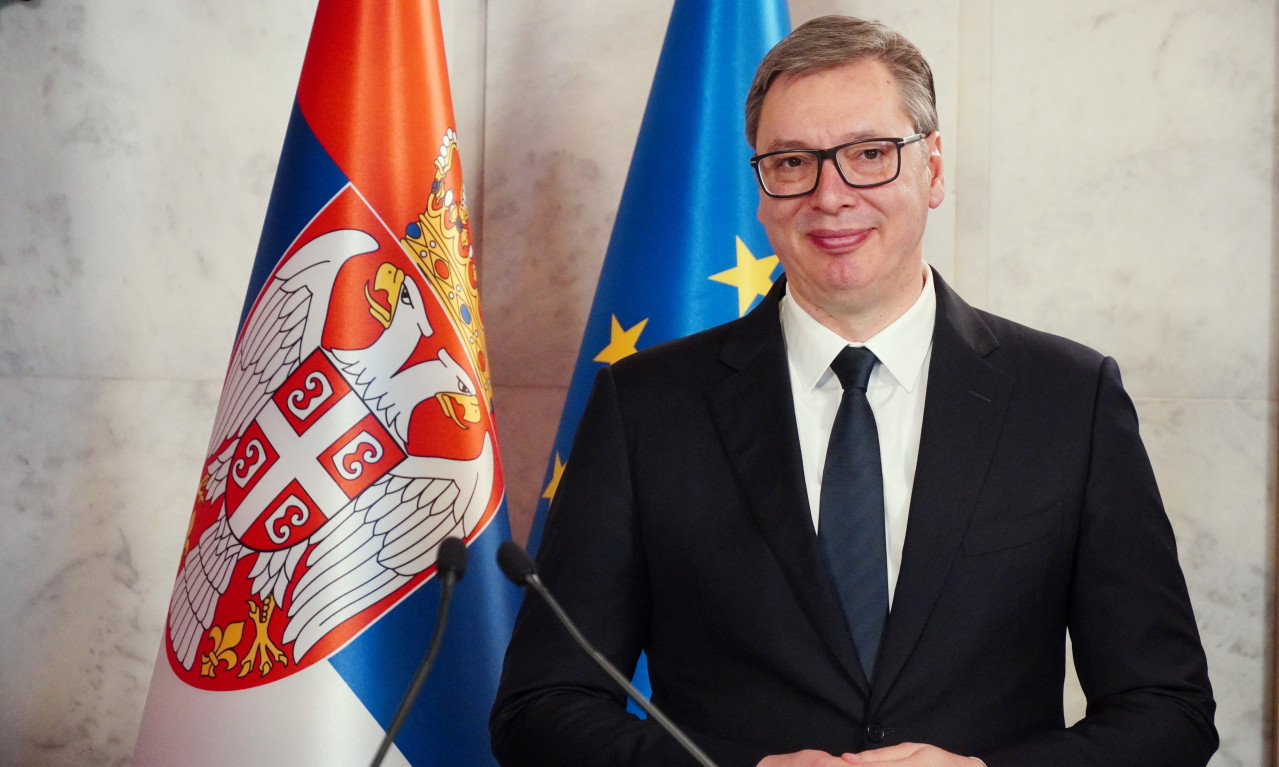 Vučić ČESTITAO RAMAZAN vernicima islamske veroispovesti u Srbiji! Predstojeći mesec provedite ispunjeni SREĆOM