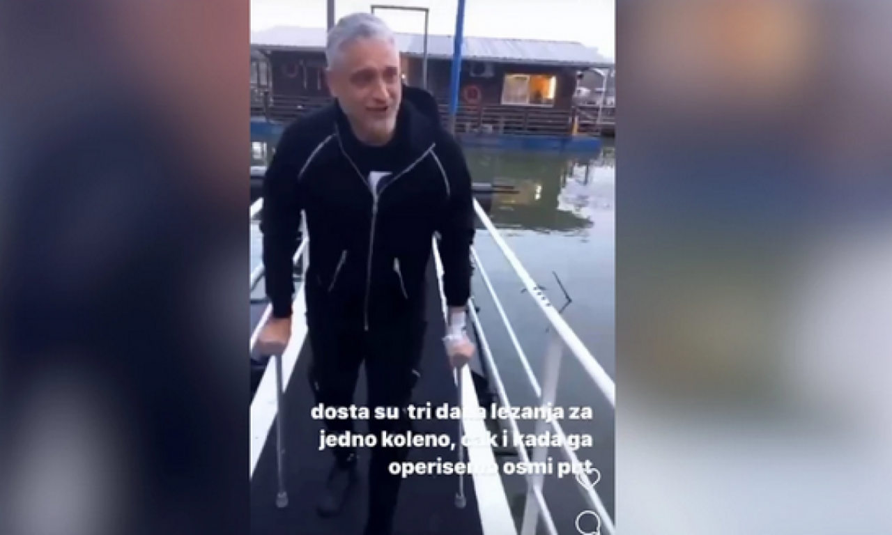 Čeda Jovanović STAO NA NOGE! Posle OSME OPERACIJE snimljen NA ŠTAKAMA! (VIDEO)