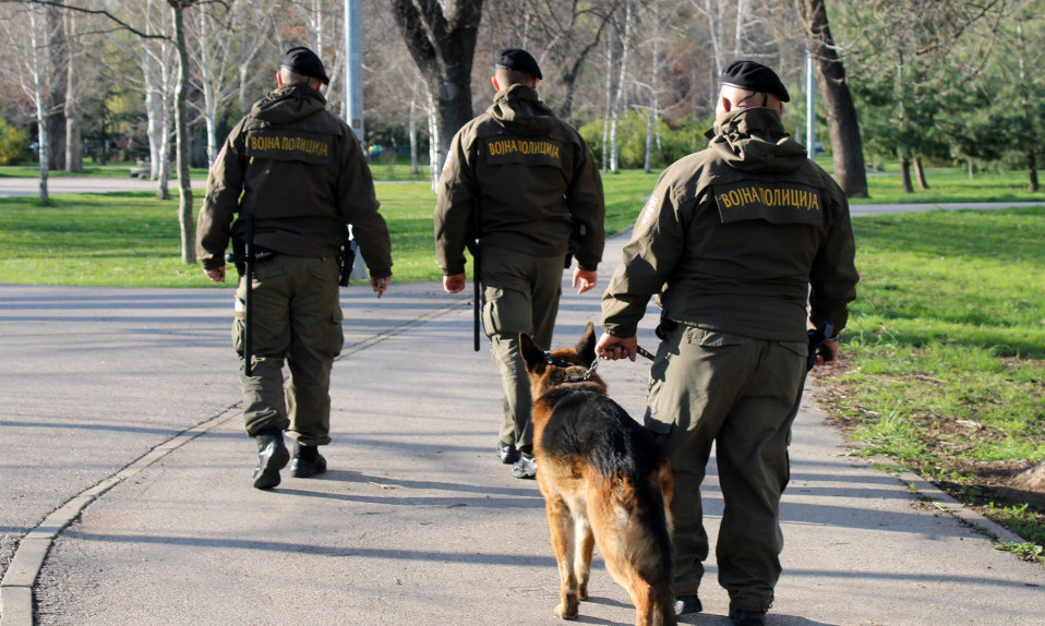 HAPŠENJE U MINISTARSTVU ODBRANE Vojna policija na nogama