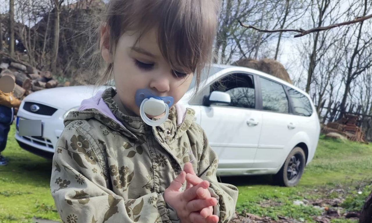 NESTALA DEVOJČICA (2)! Malena Danka poslednji put viđena u okolini Bora, POMOZITE! (FOTO)