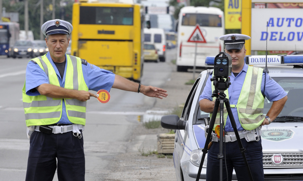 VOZAČI, OPREZ! 1. maja posebna KONTROLA SAOBRAĆAJA!Na ovim PUTEVIMA BRZINA će se meriti 24 sata BEZ PRESTANKA