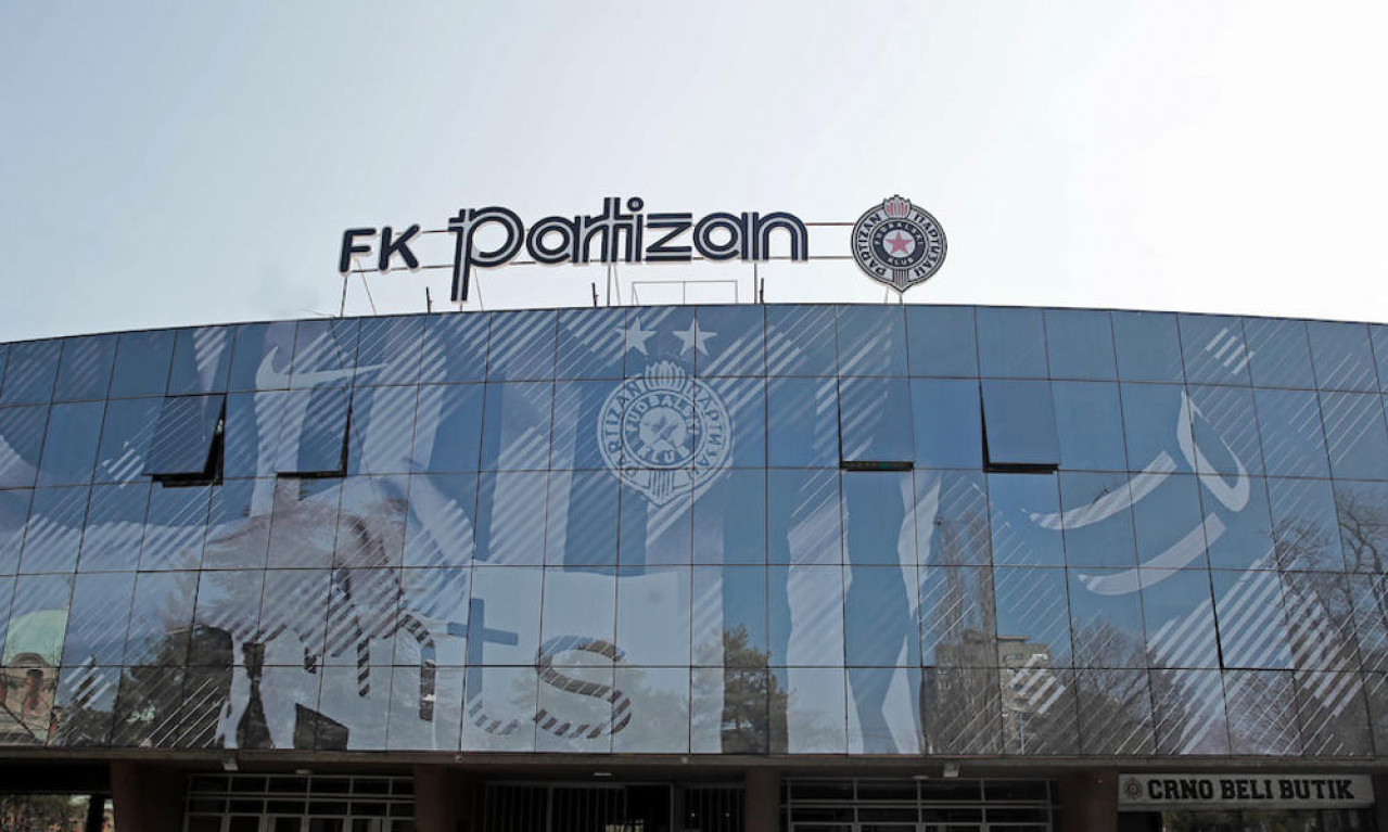 UNIŠTEN STADION FK PARTIZAN pred meč sa Zvezdom! "Ako se ne uhapse KRIMINALCI, objavićemo NJIHOVA IMENA"