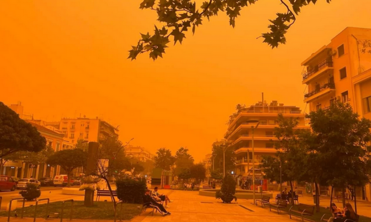 Oblak PRAŠINE I PESKA iz Sahrae STIŽE U EVROPU! Očekuje se i "KRVAVA KIŠA"!