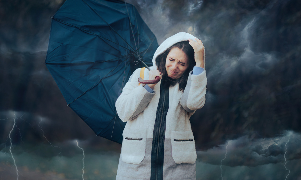 NEVREME PRAVI HAOS U HRVATSKOJ! RHMZ UPOZORIO! Izdat NARANDŽASTI METEO-ALARM, PRETI LI SRBIJI OPASNOST OD NEPOGODA?