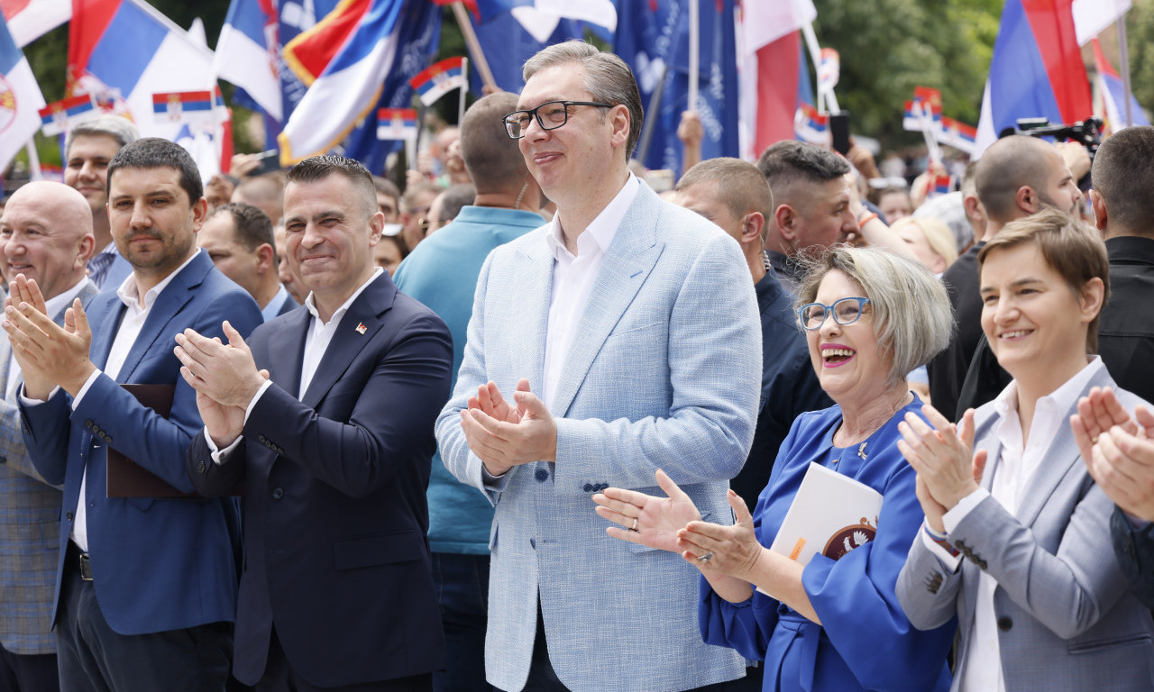 VUČIĆ PRED HILJADE VALJEVACA: "Za borbu u Njujorku imao sam SNAGU CELE SRBIJE, da branim narod HRABRIH"  (VIDEO)