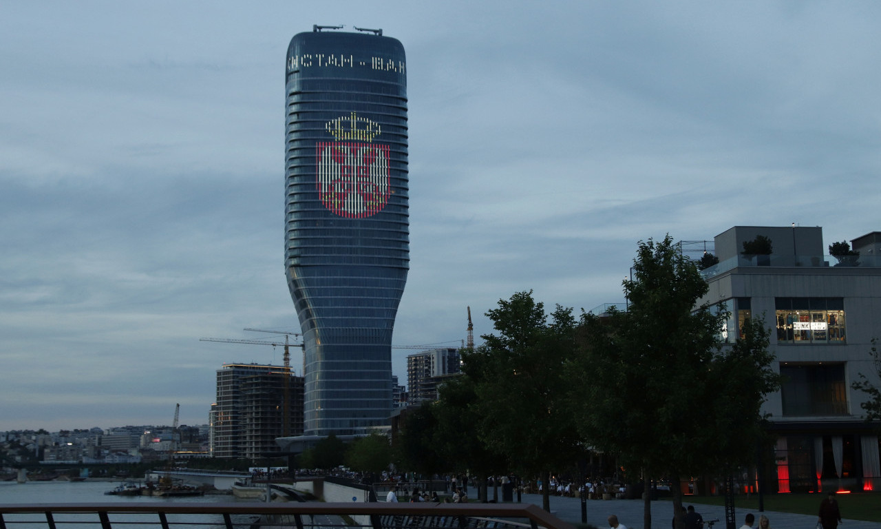 PRESTONICA U ZNAKU ZAHVALNOSTI! Pogledajte kakvom SNAŽNOM PORUKOM sija Kula Beograd (VIDEO)