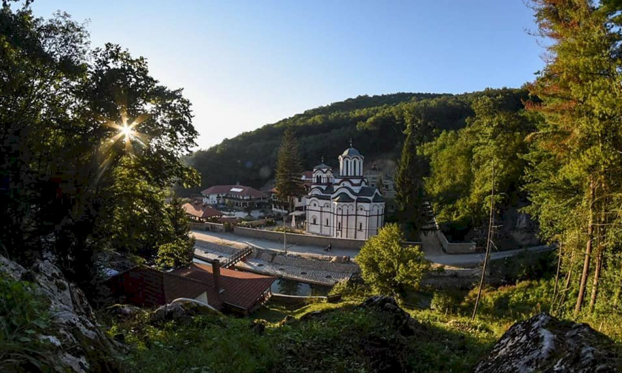 U manastiru TUMANE 16. juna presvlačenje moštiju svetog ZOSIMA: Vernici će dobijati deliće stare svetiteljeve odežde