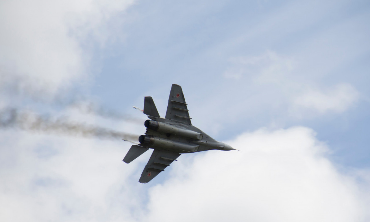 NOVA DRAMA! Masovni ruski vazdušni udar na ukrajinski vojni aerodrom
