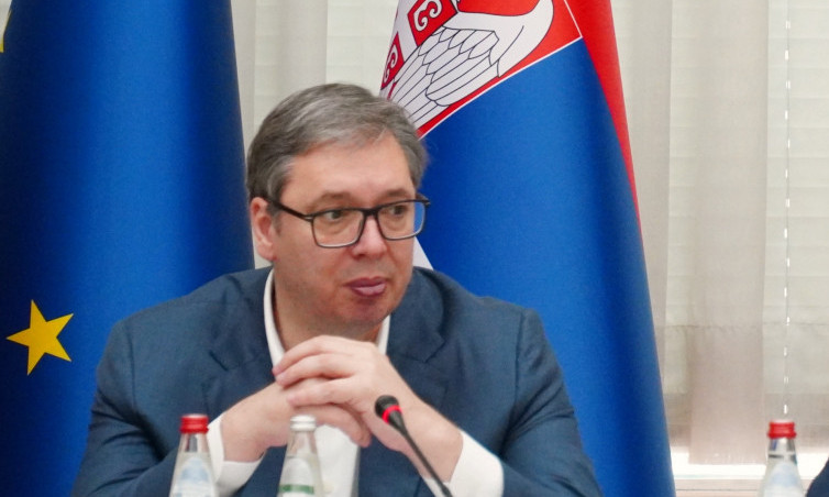 Predsednik Vučić uputio SNAŽNE REČI: "Srbi žele SLOBODU, ne želimo da služimo bilo kome..." (VIDEO)