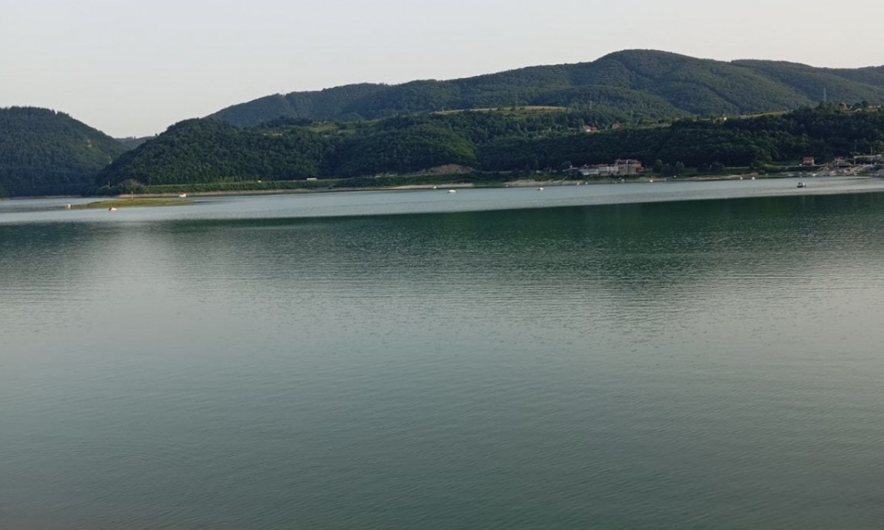 Užas kod Smedereva! MLADIĆ ušao u ŠALINAČKO JEZERO I NESTAO