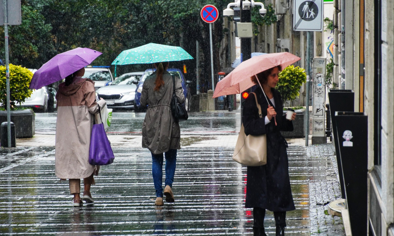 SRBIJA PONOVO NA UDARU NEVREMENA: Na udaru ova dva grada ULICAMA TEKU REKE!