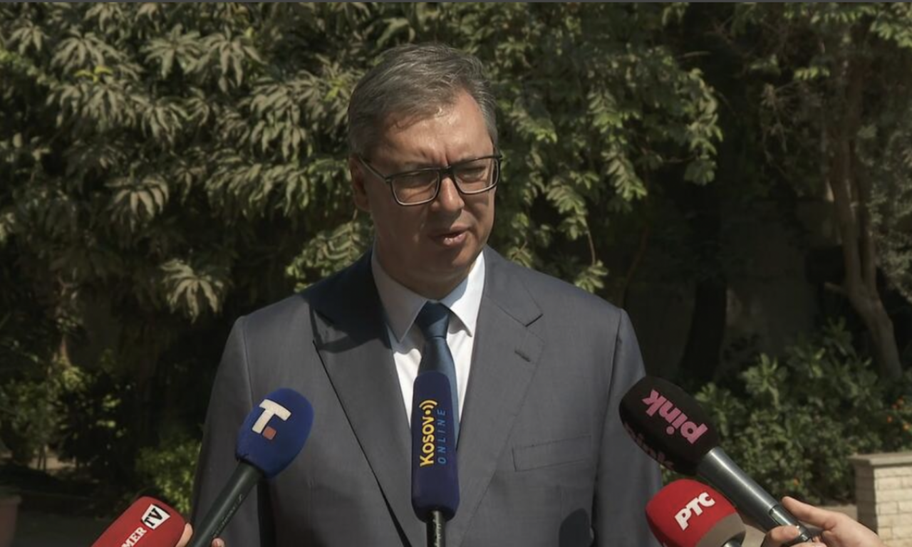 VUČIĆ SE OGLASIO IZ KAIRA: Zabrinut sam posle pokušaja ATENTATA na Trampa, moramo da guramo zemelju NAPRED (VIDEO)