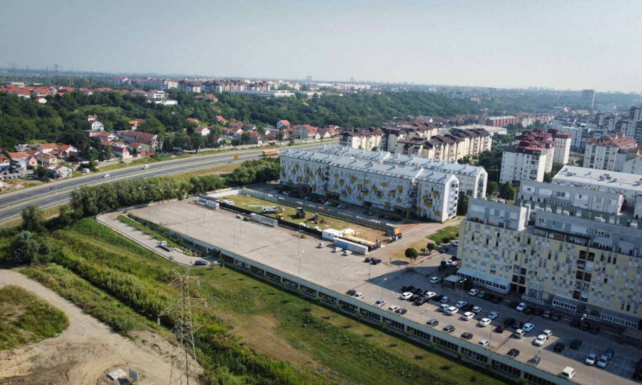 MUŠKARAC pao sa 27. sprata bežeći od OTMIČARA! Stanari zgrade otkrili jezive DETALJE: Puklo je kao BOMBA!