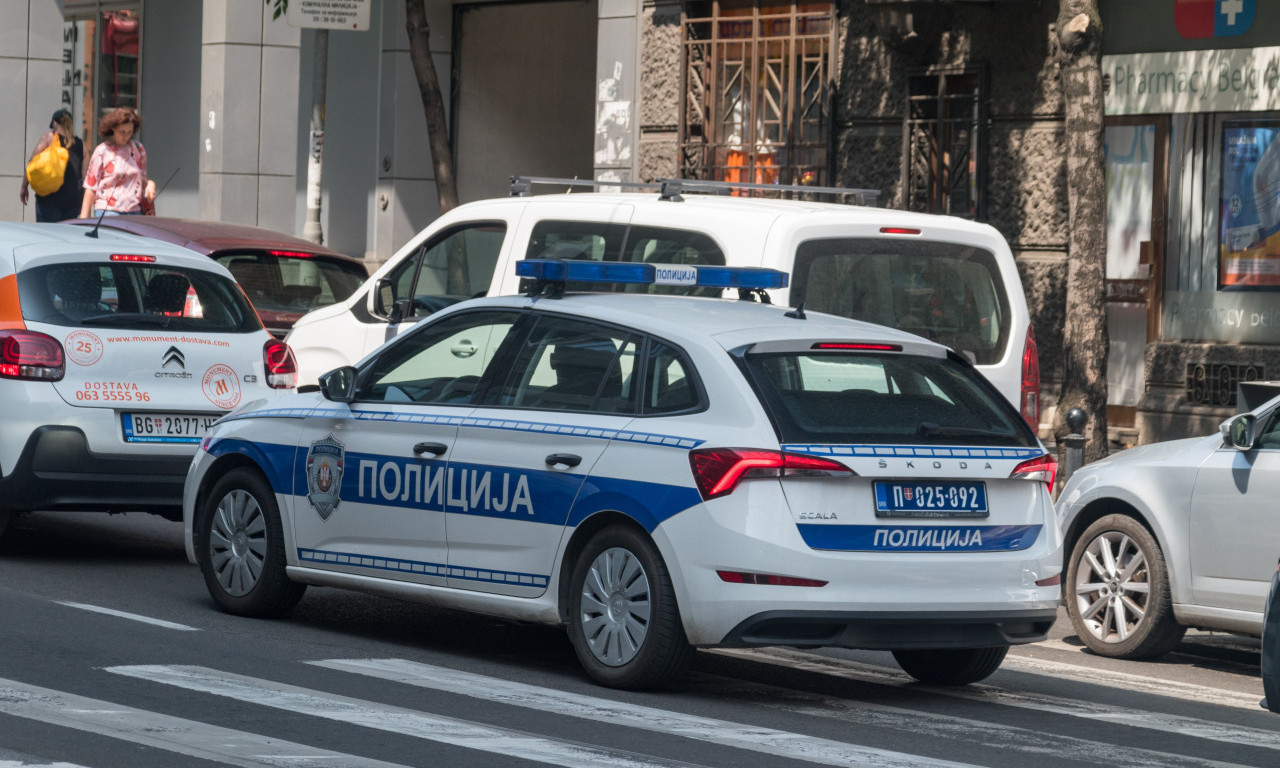 OTMICA U BEOGRADU! Policija dobila uznemirujuć poziv: Odvezli ga ka aerodromu "Nikola Tesla"...