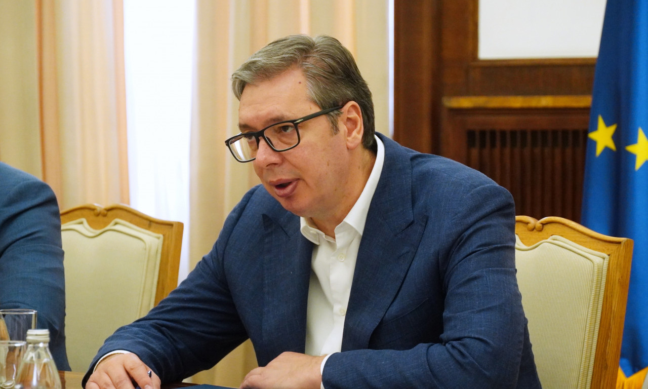 PREDSEDNIK VUČIĆ STIGAO U ČEŠKU: Sastanak sa svetskim liderima važan korak za jačanje međunarodnih veza Srbije!