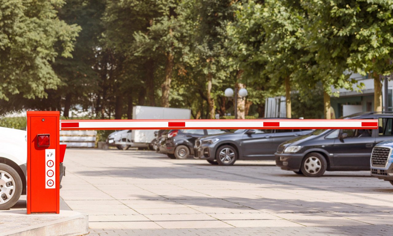 VAŽNE VESTI ZA BEOGRAĐANE! Evo da li će se naplaćivati parking i kako rade garaže za državni praznik