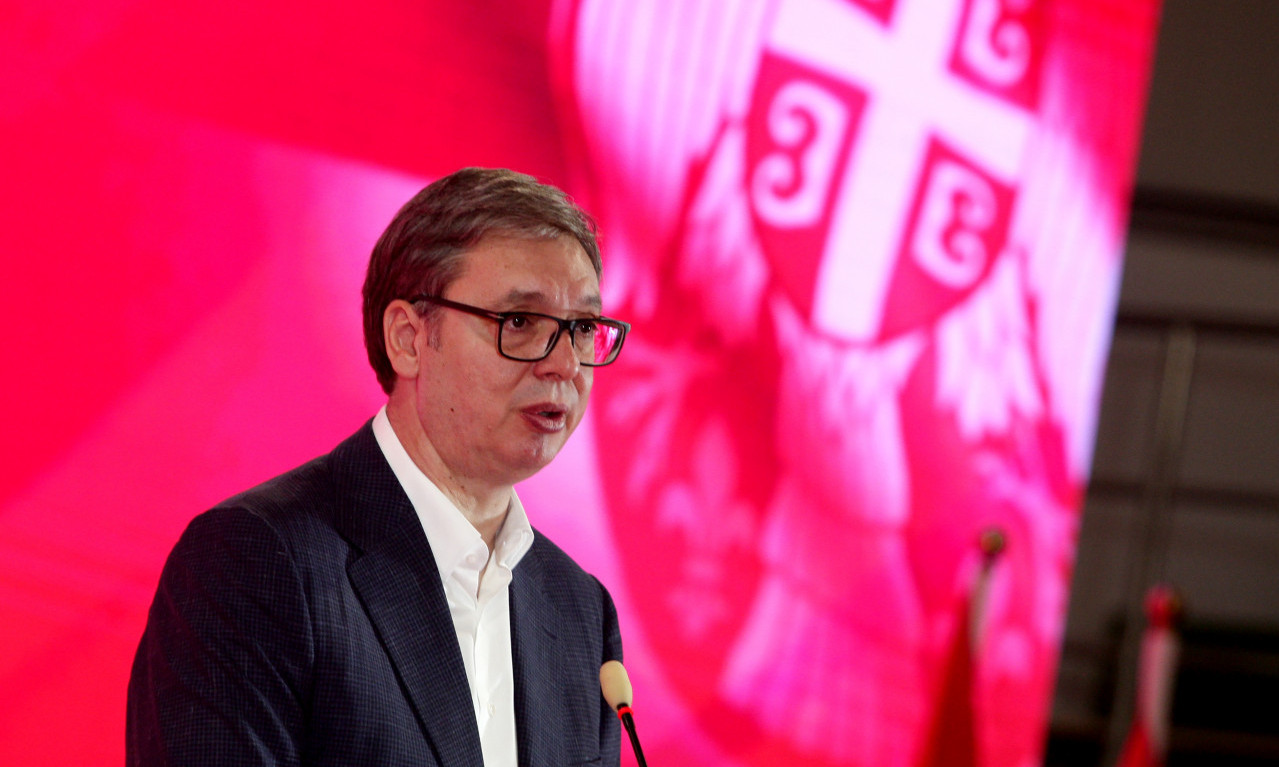 Vučić PRISUSTVUJE utakmici Crvene zvezde i Benfike u Ligi šampiona!