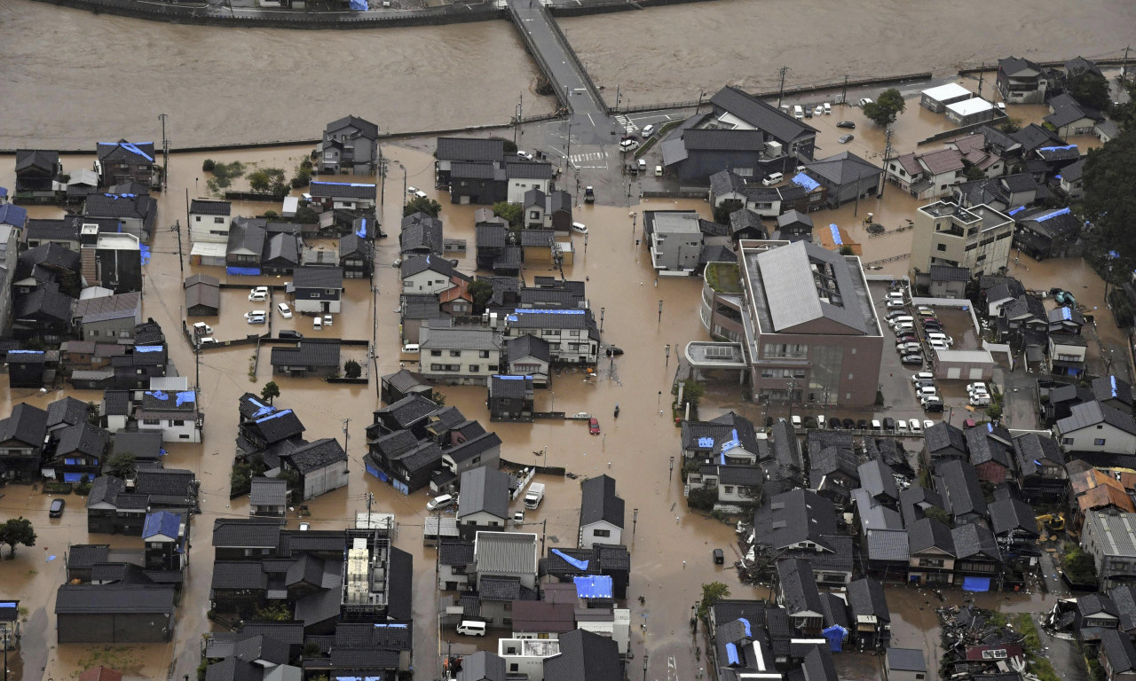 U Japanu OBILNE KIŠE, naređena evakuacija desetina hiljada ljudi