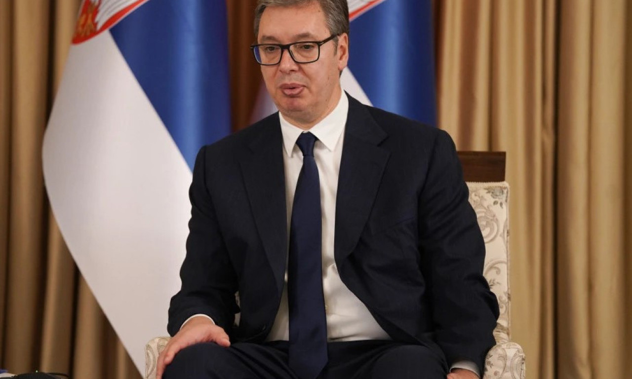 Vučić: Povećanje plata PROSVETARIMA biće 50% veće nego ostalima u JAVNOM SEKTORU