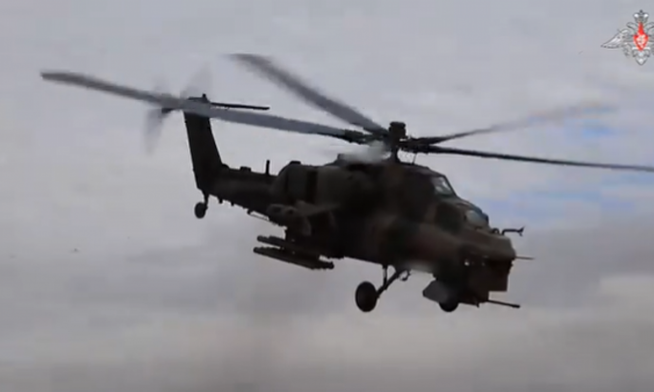 RUSI IZVELI VAZDUŠNI NAPAD NA KURSK: Snimljen MOĆNI Mi-28 U AKCIJI, težak dan na FRONTU! (VIDEO)