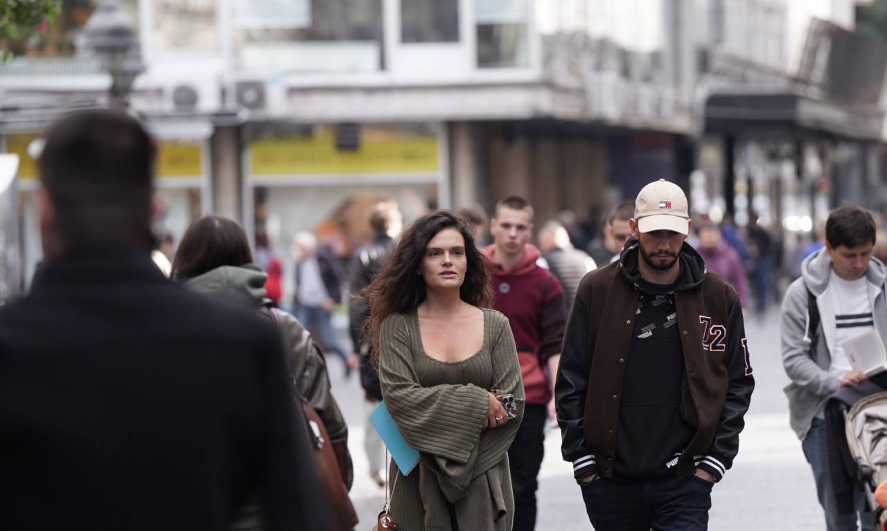 Koliko će još da nas greje MIHOLJSKO LETO? Evo kada stiže JAČE ZAHLAĐENJE