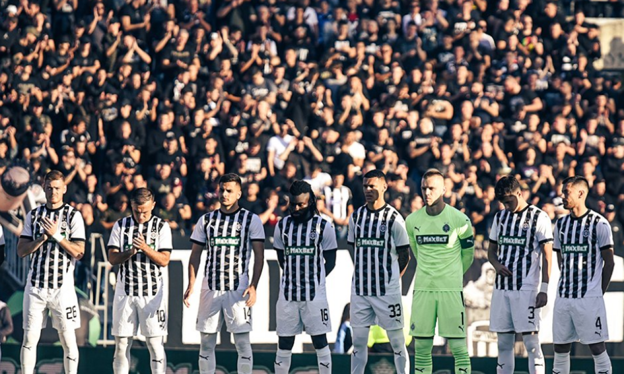 Ovakvu scenu u Humskoj nismo videli GODINAMA: Na tribinama PRAVA LUDNICA, evo ko je sve stigao na stadion (FOTO)