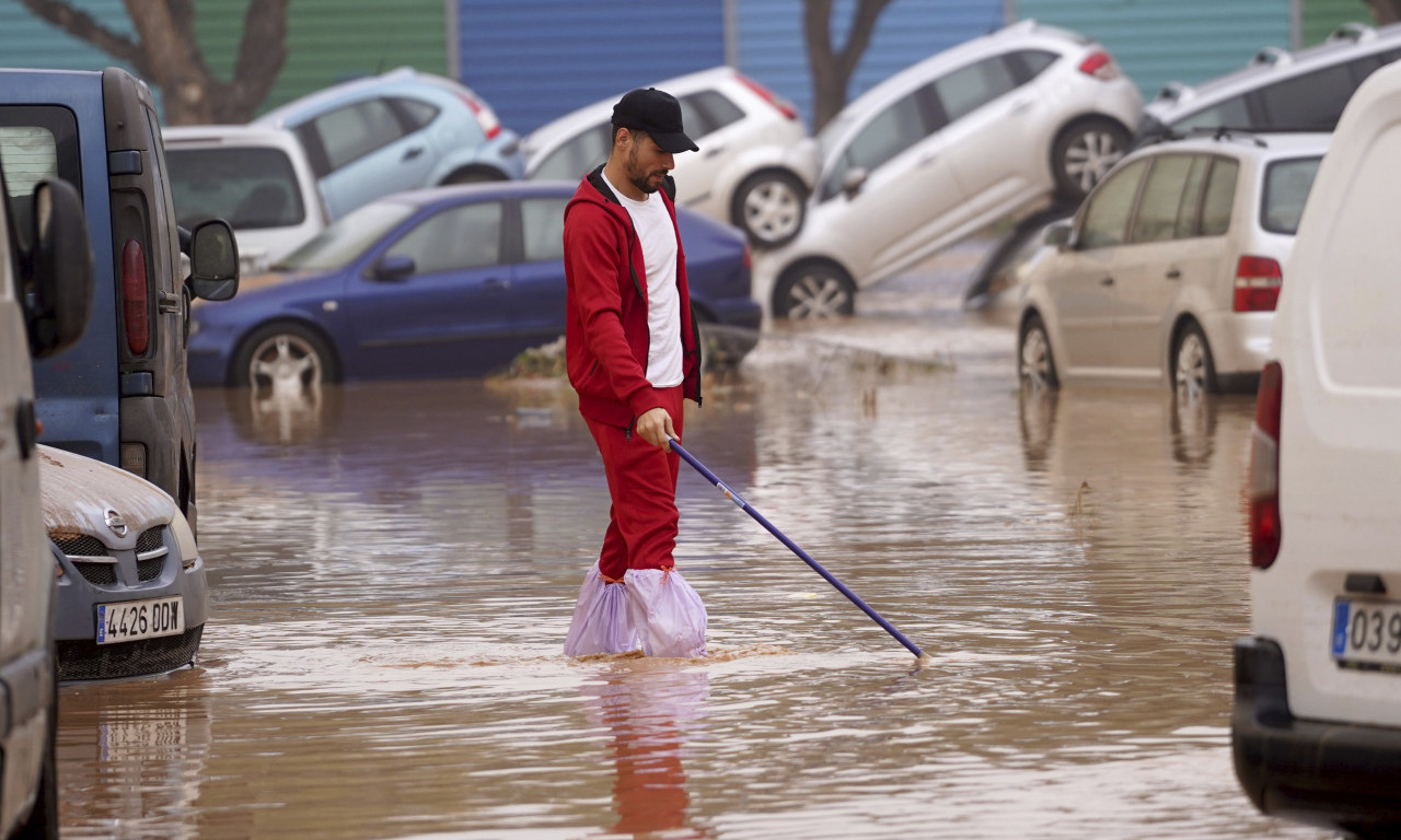 NARANDŽASTI METEOALARM U OVOJ ZEMLJI! Ponovo prete obilne kiše i niske temperature