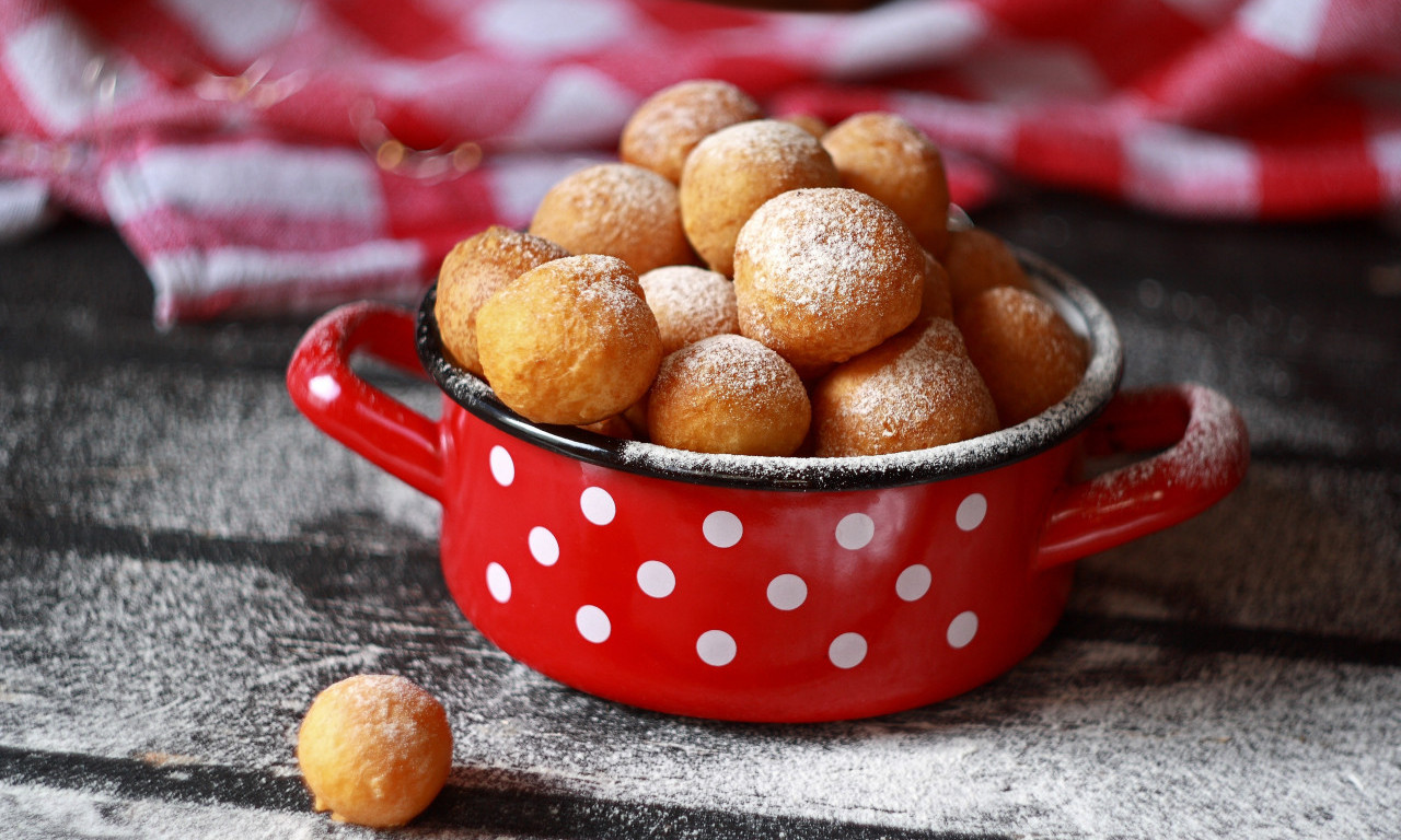 FRITULE Slatki zalogaji sa mirisom tradicije koji spaja porodicu