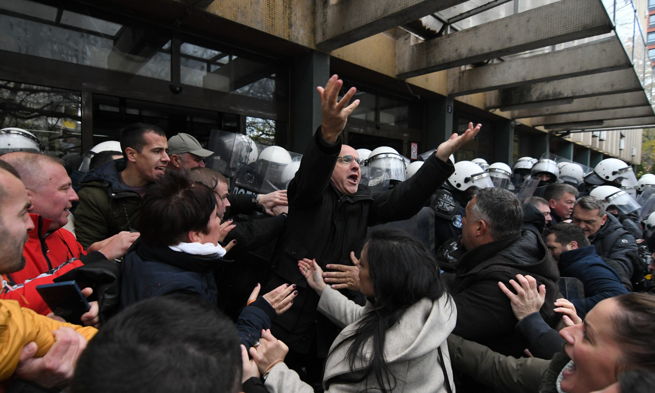 ŠTO ŽEŠĆI, ŠTO ČEŠĆI Poslanik poziva na nasilne proteste i haos