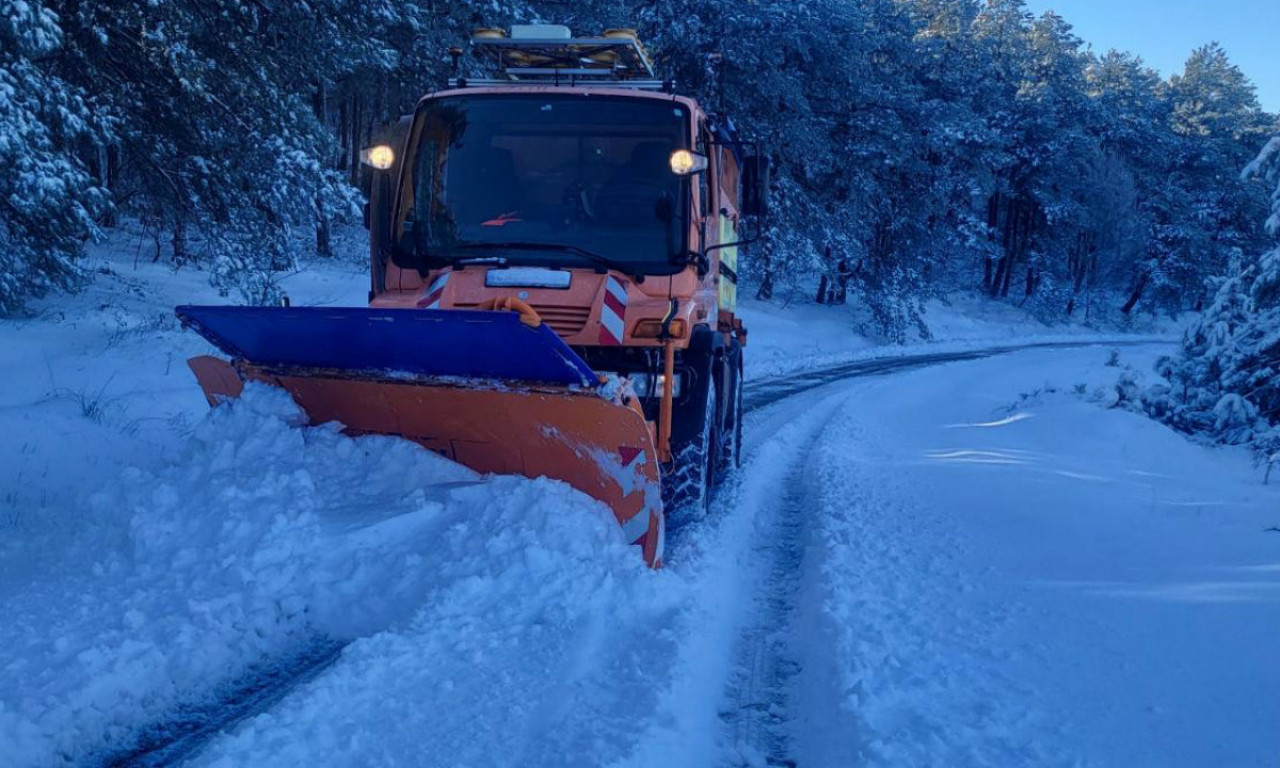 NEPROSPAVANA NOĆ SRPSKIH PUTARA: Evo kakva je situacija nakon prvog velikog snega