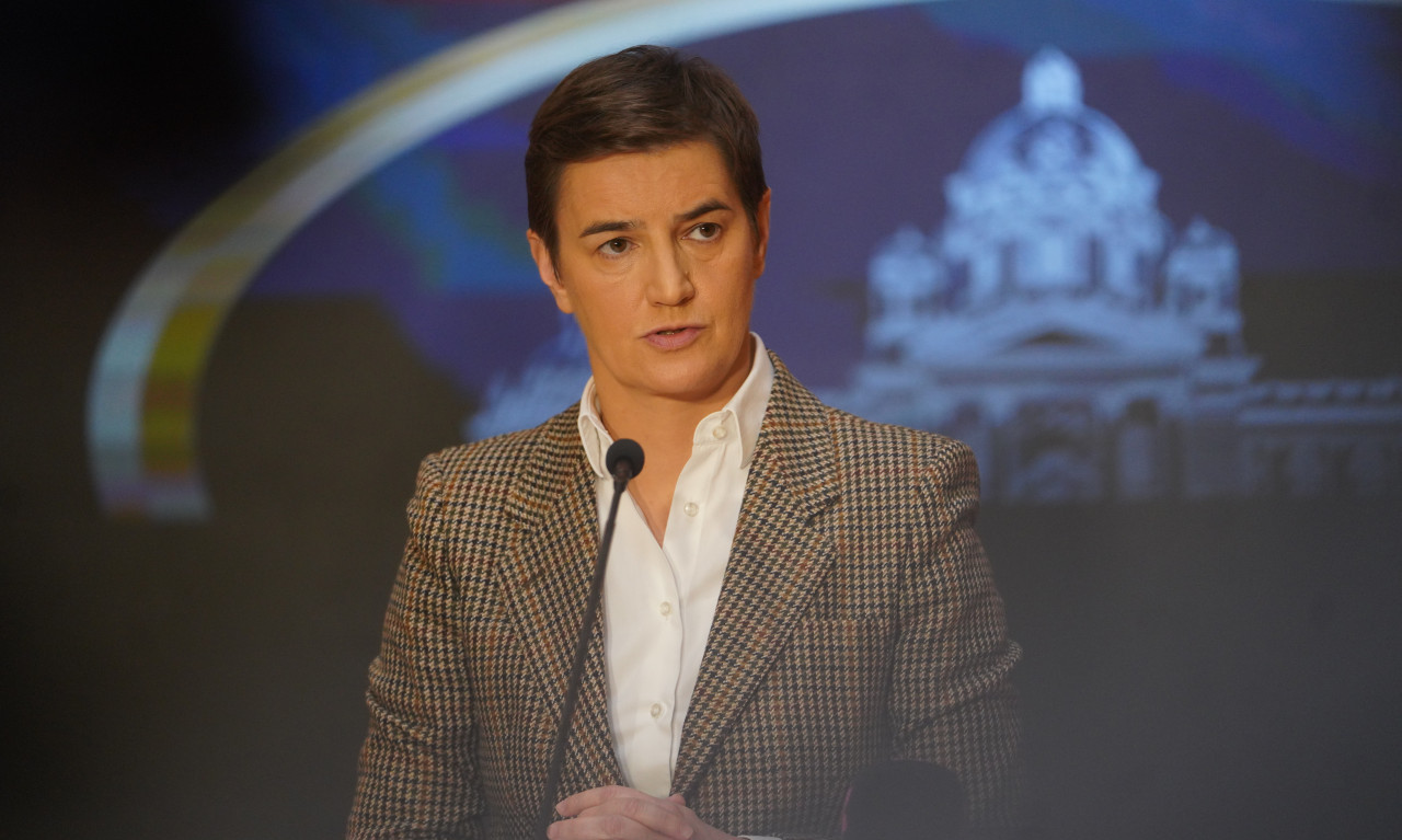 ZAŠTO SU SNAJPERISTI NA KROVU SKUPŠTINE SRBIJE? Ana Brnabić o bezbednosnom protokolu i haosu koji je napravila opozocija