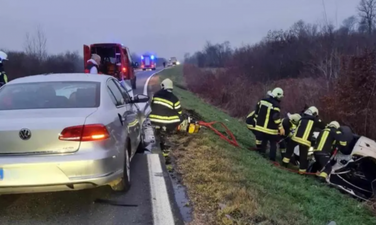 OVO SU BRAĆA I SESTRA KOJI SU STRADALI U BRČKOM: Krenuli u školu, pa sleteli u kanal (FOTO)