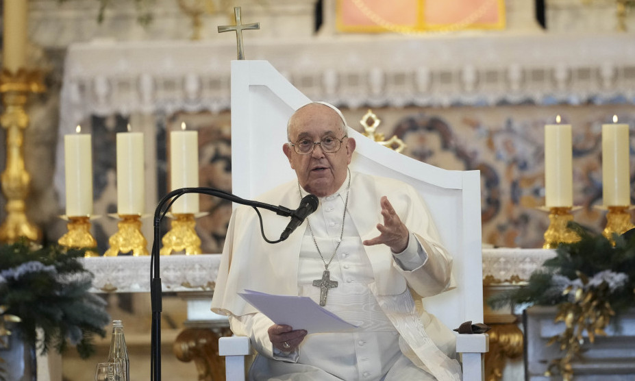 PAPA FRANJA POSLAO SNAŽNU PORUKU ŽENAMA Pozvao sve na veću podršku majkama