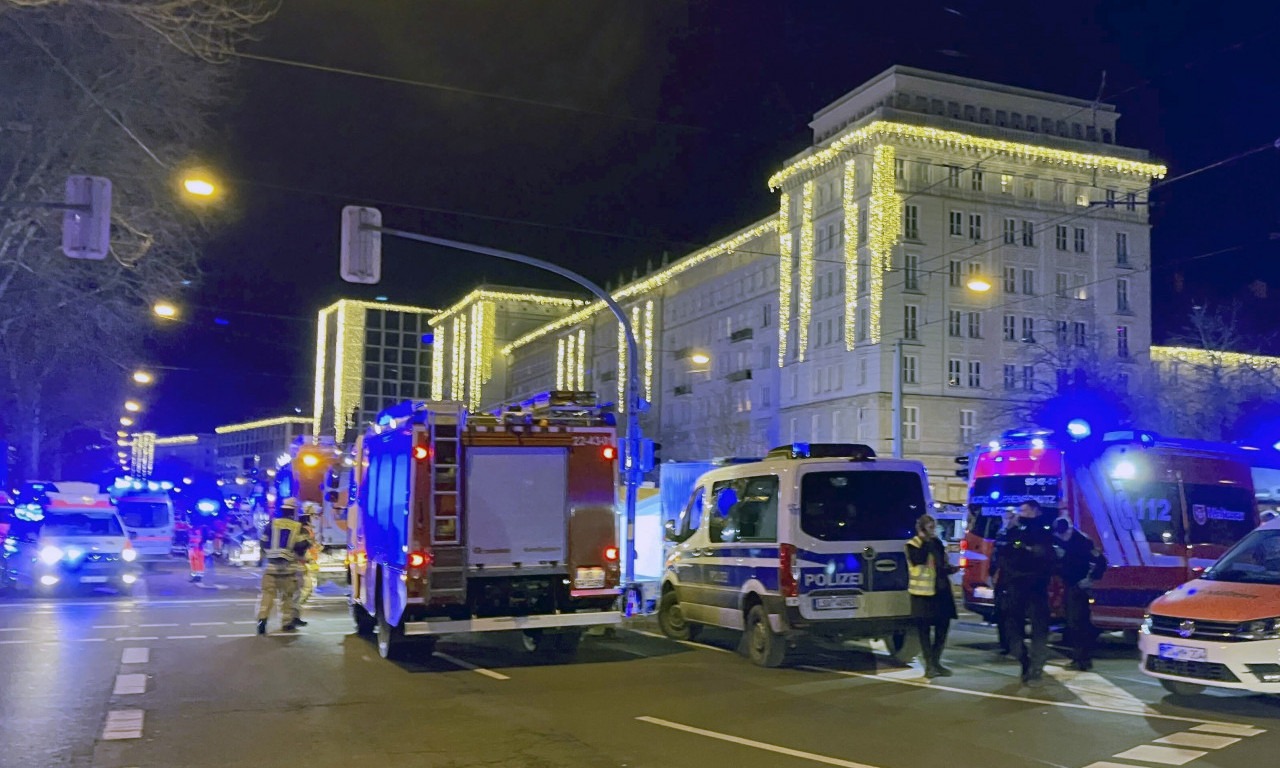 MARKO JE ODLETEO OD UDARCA, SVUDA JE BILO KRVI Svedoci horora u Magdeburgu u šoku nakon napada (VIDEO)