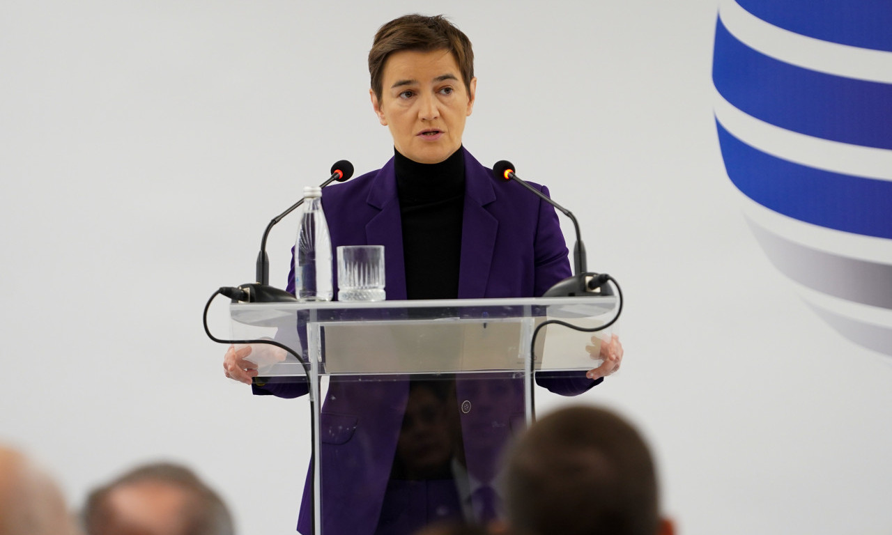 ANA BRNABIĆ SUTRA PODNOSI 100 POTPISA poslanika vladajuće većine za održavanje referenduma o poverenju Vučiću