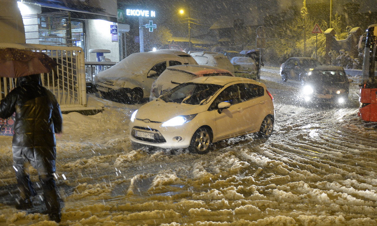 ZABELEO SE BEOGRAD Sneg će padati celu noć! Oprez, očekuje se i ova opasna pojava